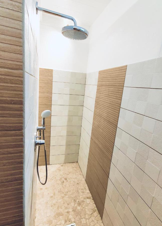 Location Maison Bleue Avec Piscine Privative Au Carbet Martinique Le Carbet Esterno foto