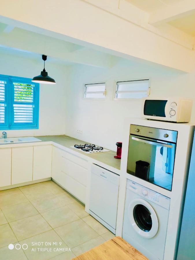 Location Maison Bleue Avec Piscine Privative Au Carbet Martinique Le Carbet Esterno foto